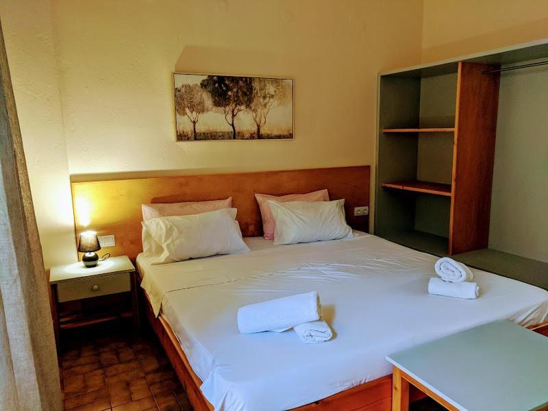 Pension Irene Sougia Extérieur photo