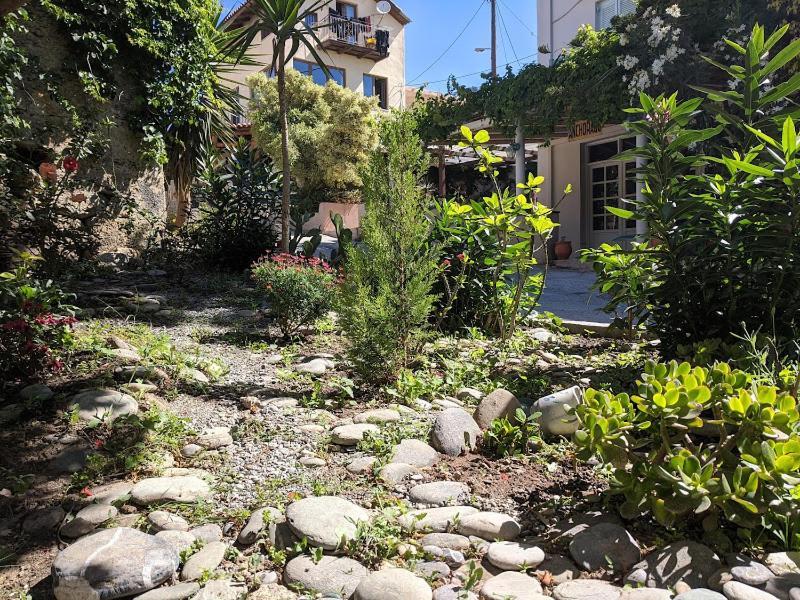 Pension Irene Sougia Extérieur photo