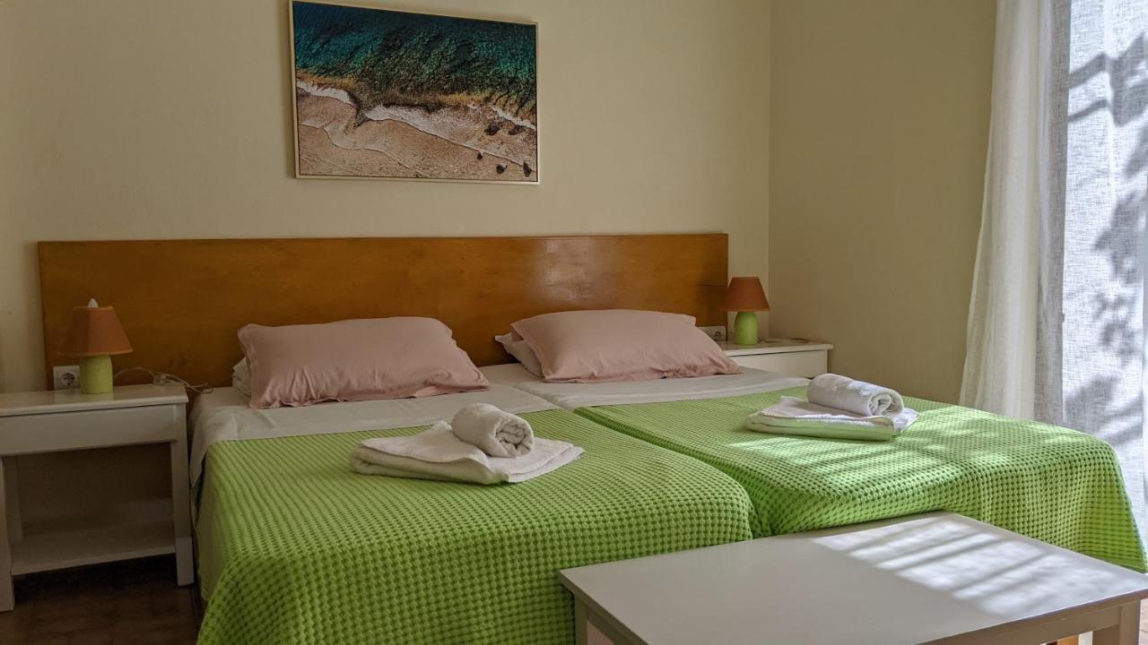 Pension Irene Sougia Extérieur photo