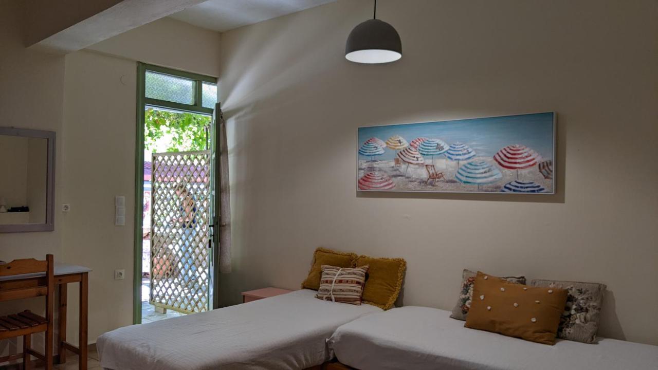 Pension Irene Sougia Extérieur photo
