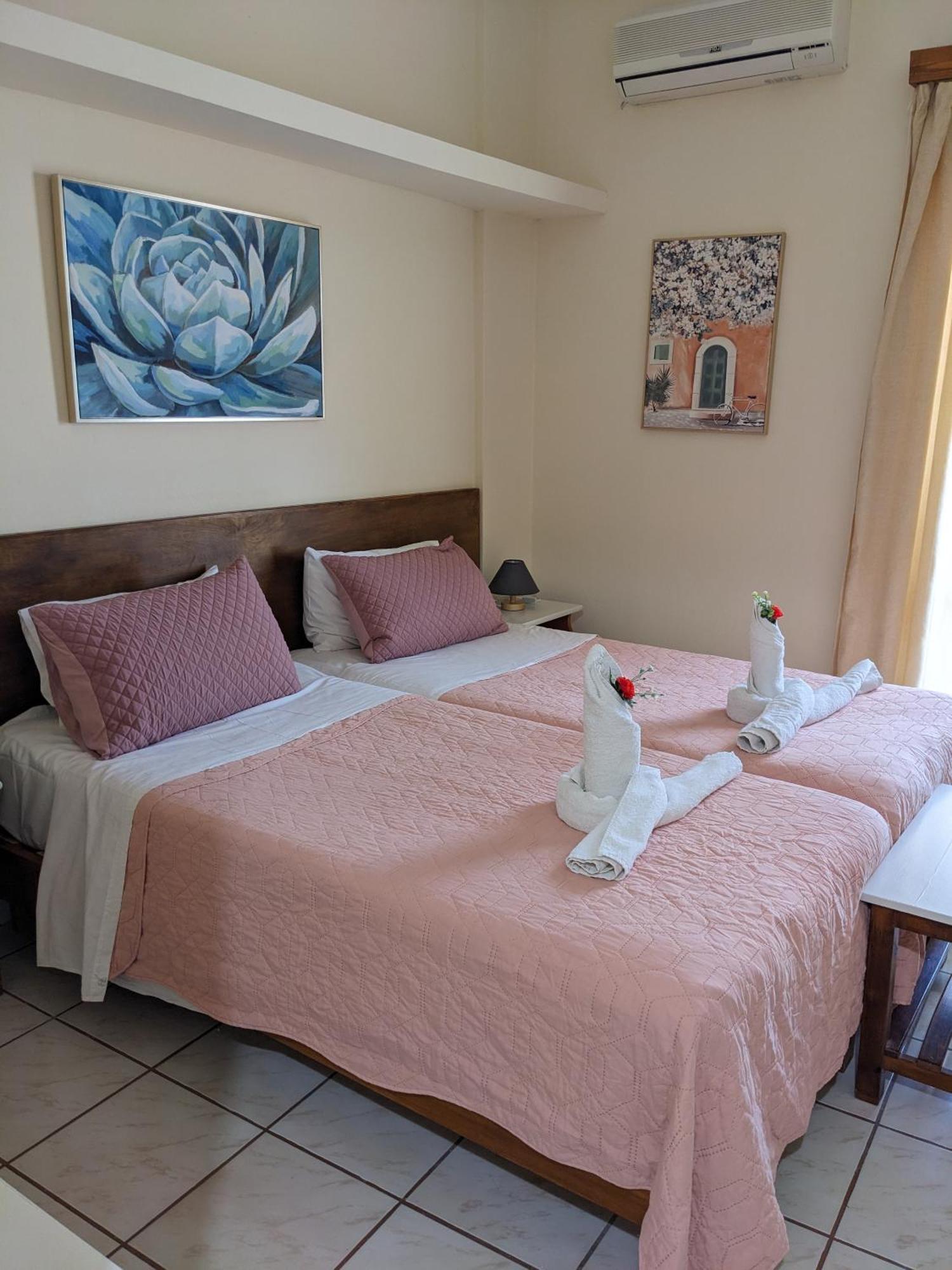 Pension Irene Sougia Extérieur photo